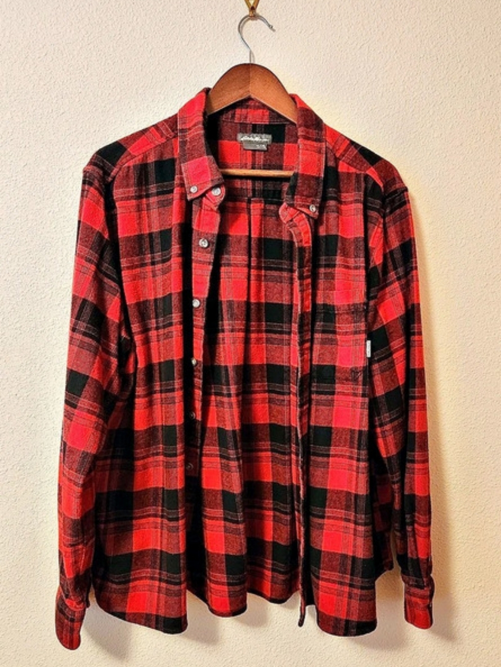 EDDIE BAUER Men's Plaid Flannel Button Down Shirt Red & Black XXL - Picture 4 of 7